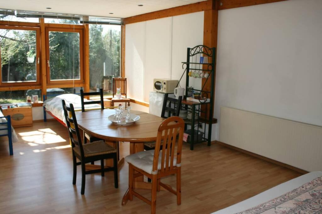 Gemuetliches Grosszuegiges Apartment ヘール・グレンツハウゼン エクステリア 写真