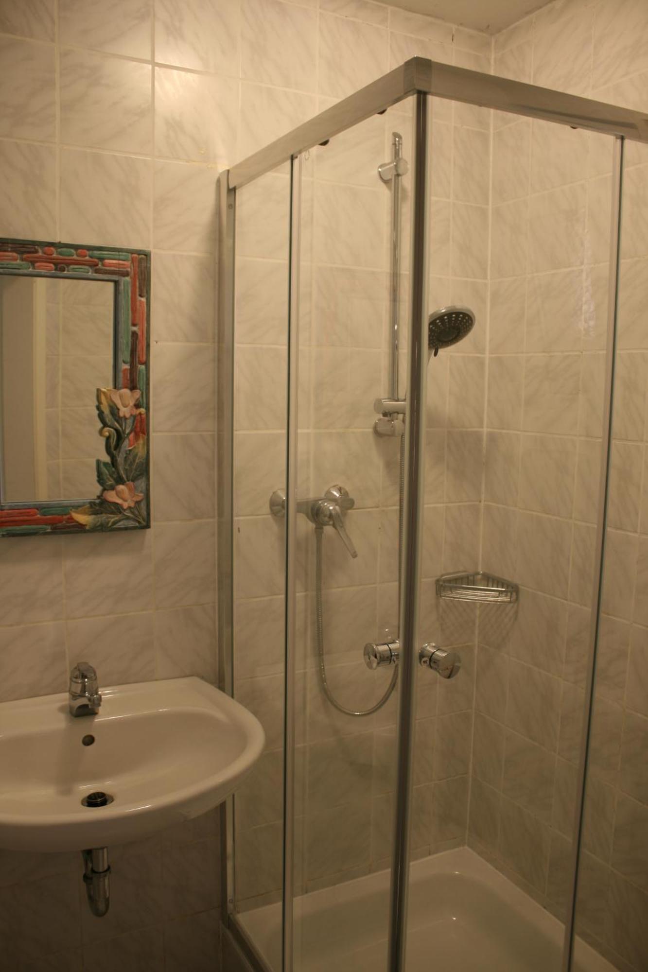 Gemuetliches Grosszuegiges Apartment ヘール・グレンツハウゼン エクステリア 写真